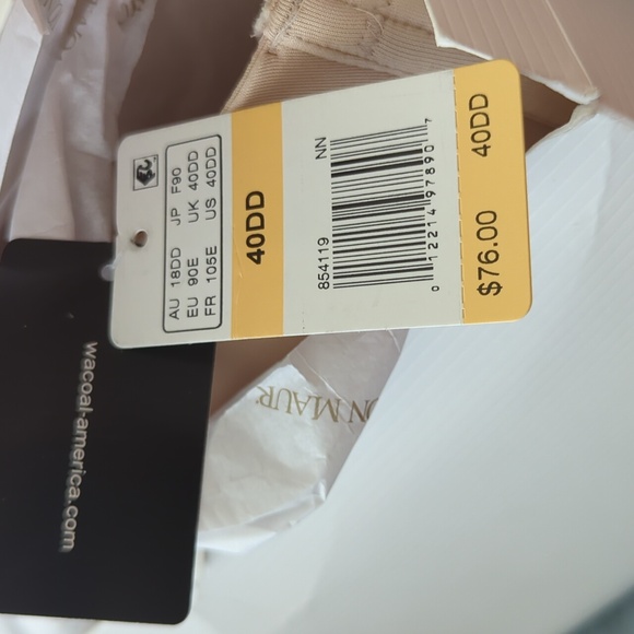 Wacoal Red Carpet Strapless Full Bust Underwire Bra- 40DD - Picture 2 of 9